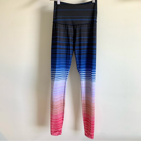 Beyond Yoga Lux Striped Ombre High-Waist Legging XS - Picture 4 of 12